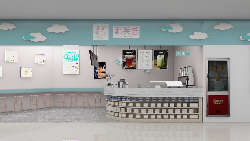 图中是一个冷饮店的门面，墙壁是白色的，上面排放了蓝色的云装饰。店名是“陈采希”，下面还有“shinsha”字样。店的左侧是座位区，摆放了6个粉色的凳子和粉色的桌子。店的正面是冷饮操作台，上面放了一个不锈钢的三格架，里面摆放了各种冷饮。操作台的右边是冰箱，红色的门白色的冰柜。再往右走是售货机，售货机上面是展示台，上面摆放了各种冷饮。展示台的右边是一幅白色的树装饰画。画面的最右侧是卫生间标识和门。